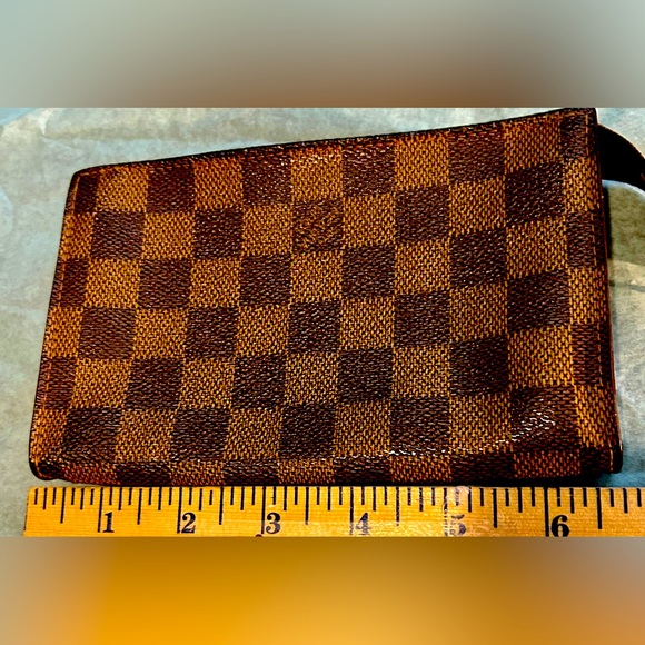 Louis Vuitton Damier Ebene wristlet Pouch - Picture 1 of 16